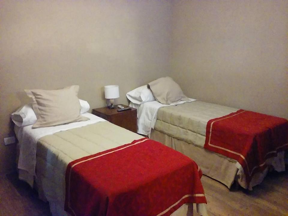 Hotel Tierra Mansa - Posada De Campo & Spa - Piscina Climatizada à Marcos Paz Chambre photo