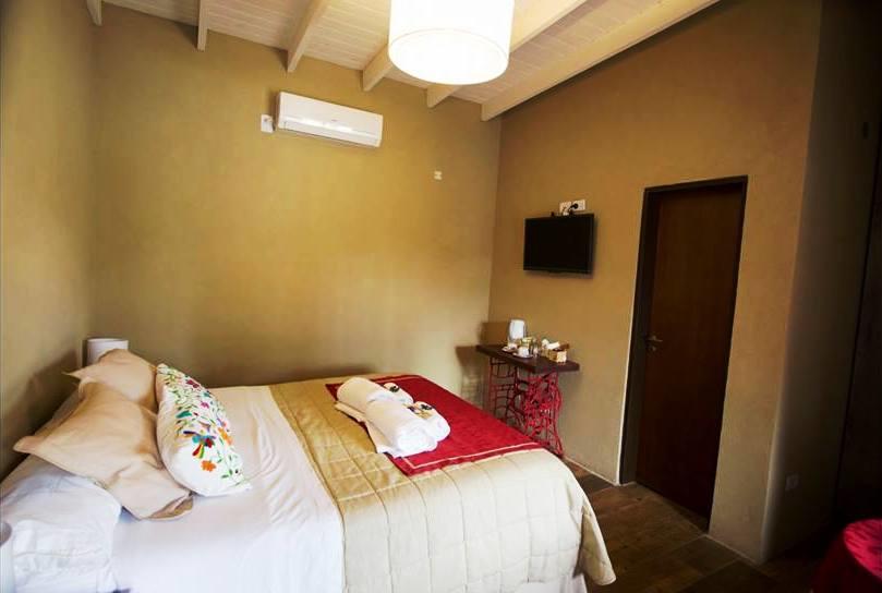 Hotel Tierra Mansa - Posada De Campo & Spa - Piscina Climatizada à Marcos Paz Extérieur photo
